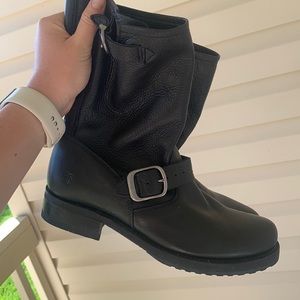 FRYE BOOTS SZ 8